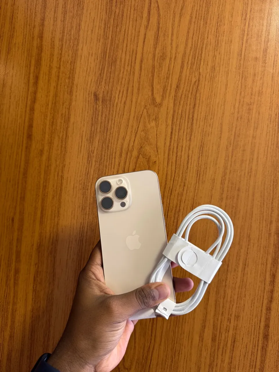 iPhone 16 Pro Max 512 GB - Sem Ativação - 01 Ano de Garantia Apple -