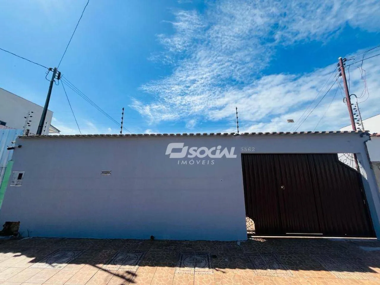 Excelente casa disponível para fins residencial ou comercial bem próximo do Porto Velho Sh