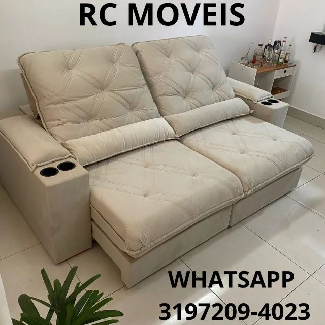 Sofá Retrátil Cuiabá com Porta-Copos - Conforto, Estilo e Praticidade