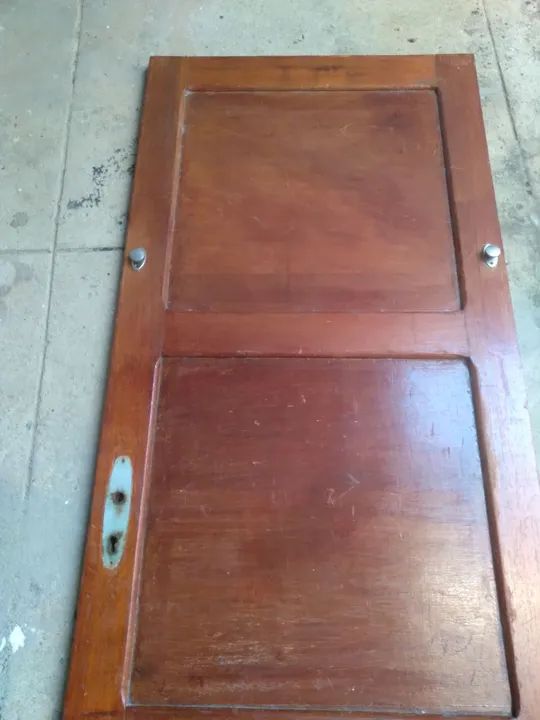 Porta de madeira e Porta Retro