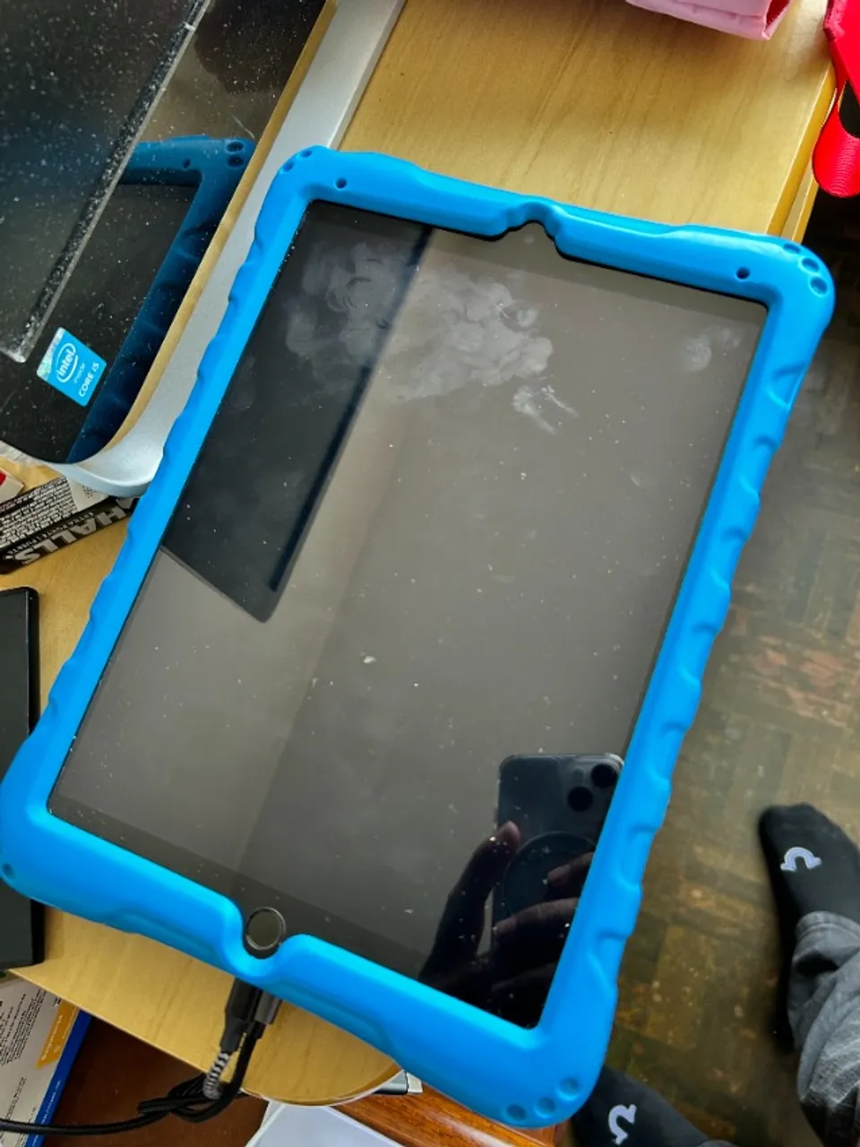 iPad 9 64gb Com Pelicula e Capa de Borracha