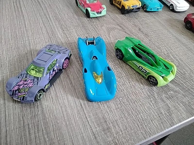 Coleção de carrinhos Hot Wheels e similares - Foto 2