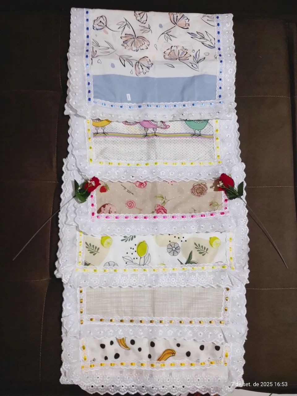 Vendo Por R$ 60,00 Cada - Trilho de Mesa com diversas estampas diferentes com Bordado - Foto 6