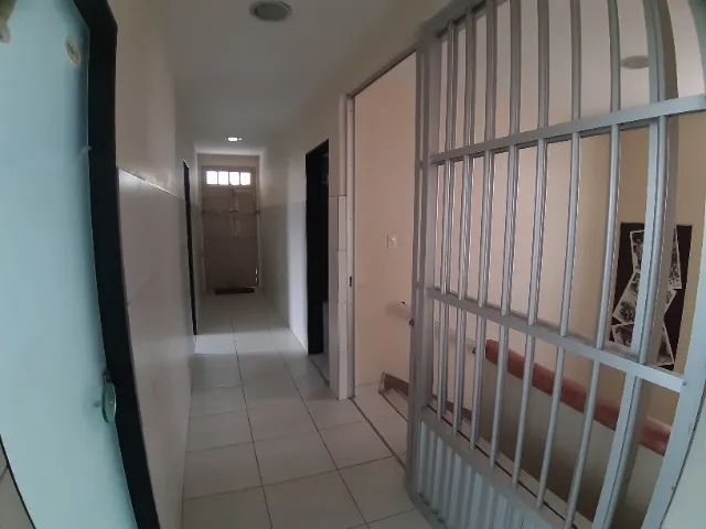 Alugo Salas Comerciais, 1º andar, Avenida Rio Branco, em Caruaru - Foto 5