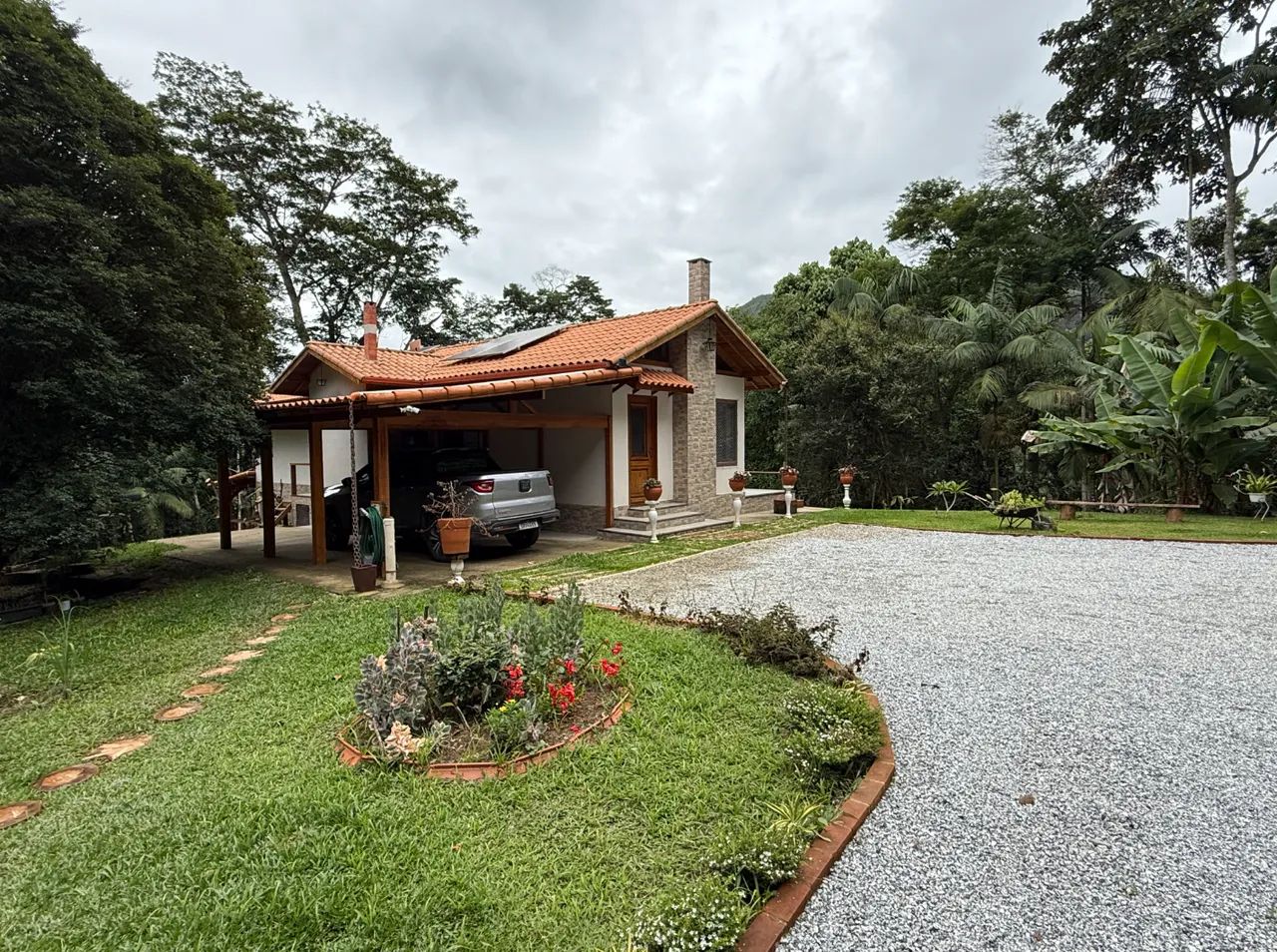 Chácara com 30 mil m², e casa nova com anexo, à venda em Amparo, Nova Friburgo - RJ - Foto 3