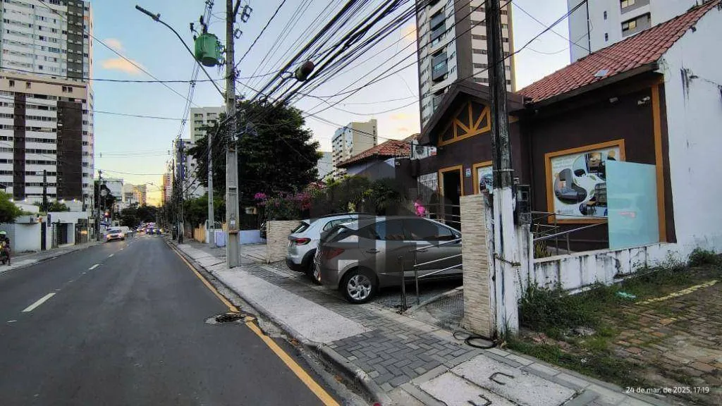 Sala Comercial de 26,98m² para alugar, com banheiro privativo, localizada nos Aflitos, Rec