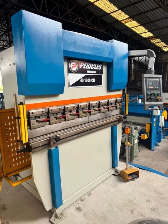 Prensa Viradira CN PERICLES MAQUINAS - Foto 2