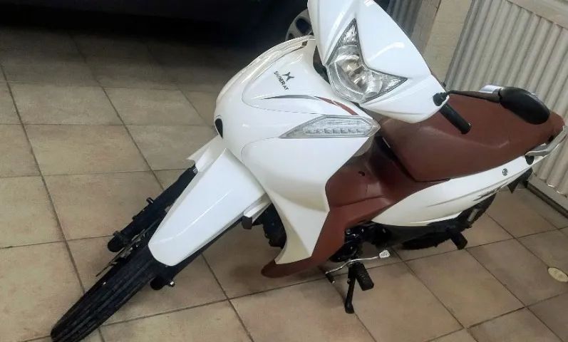 Shineray 125cc 2024 extremamente nova 8200 km rodados - Foto 4