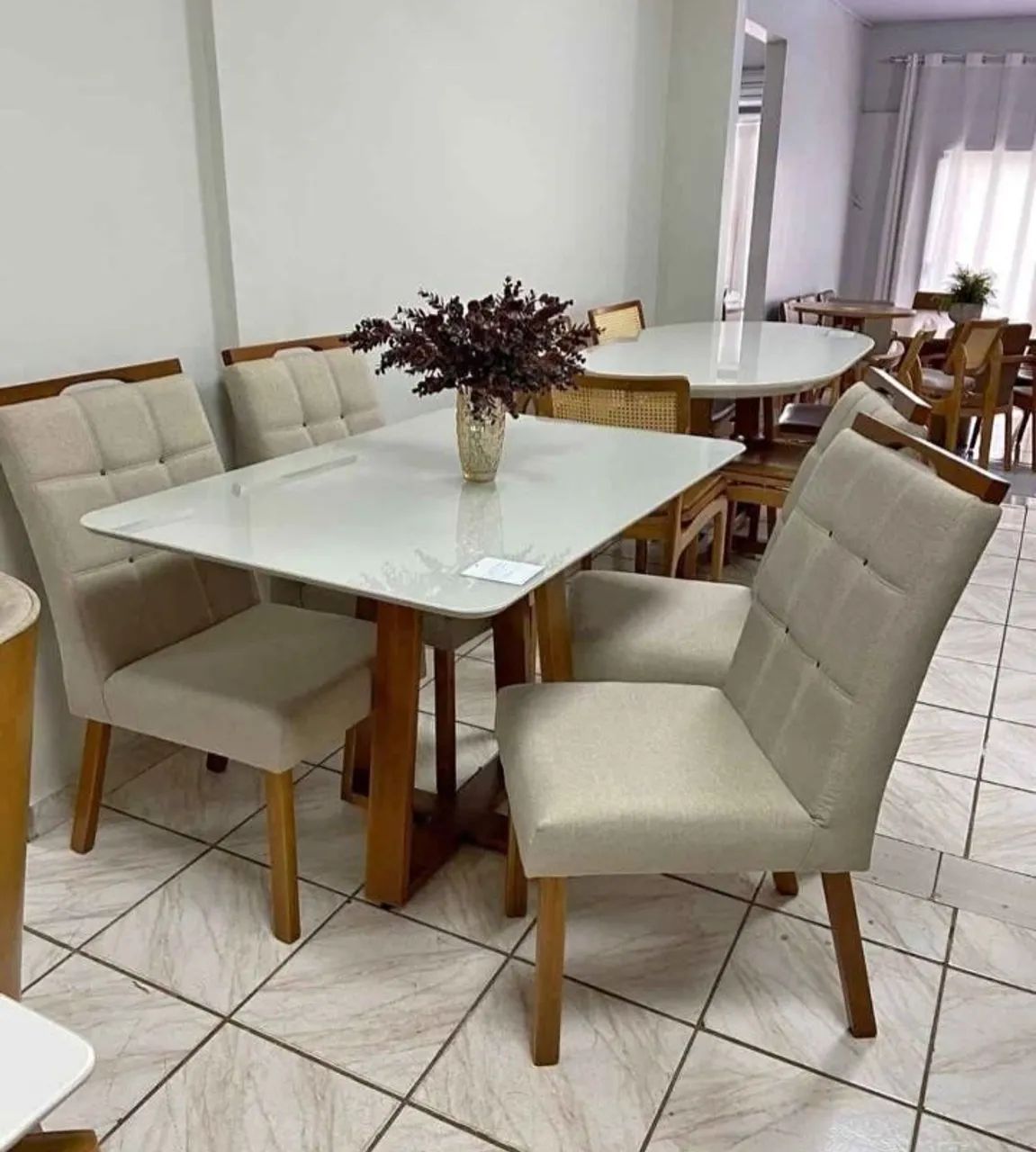 Promoção Mesa de jantar DIRETO DA FÁBRICA MADEIRA MACIÇA 