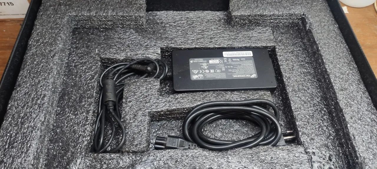 Notebook Avell A70 Mob com defeito  - Foto 4