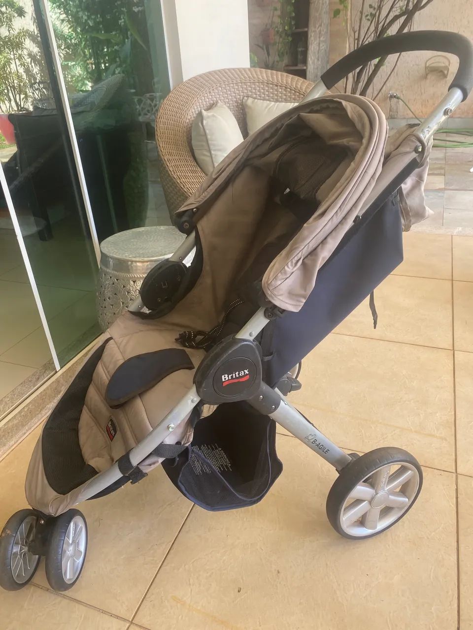 Carrinho de Bebê Britax Super Leve  - Foto 5