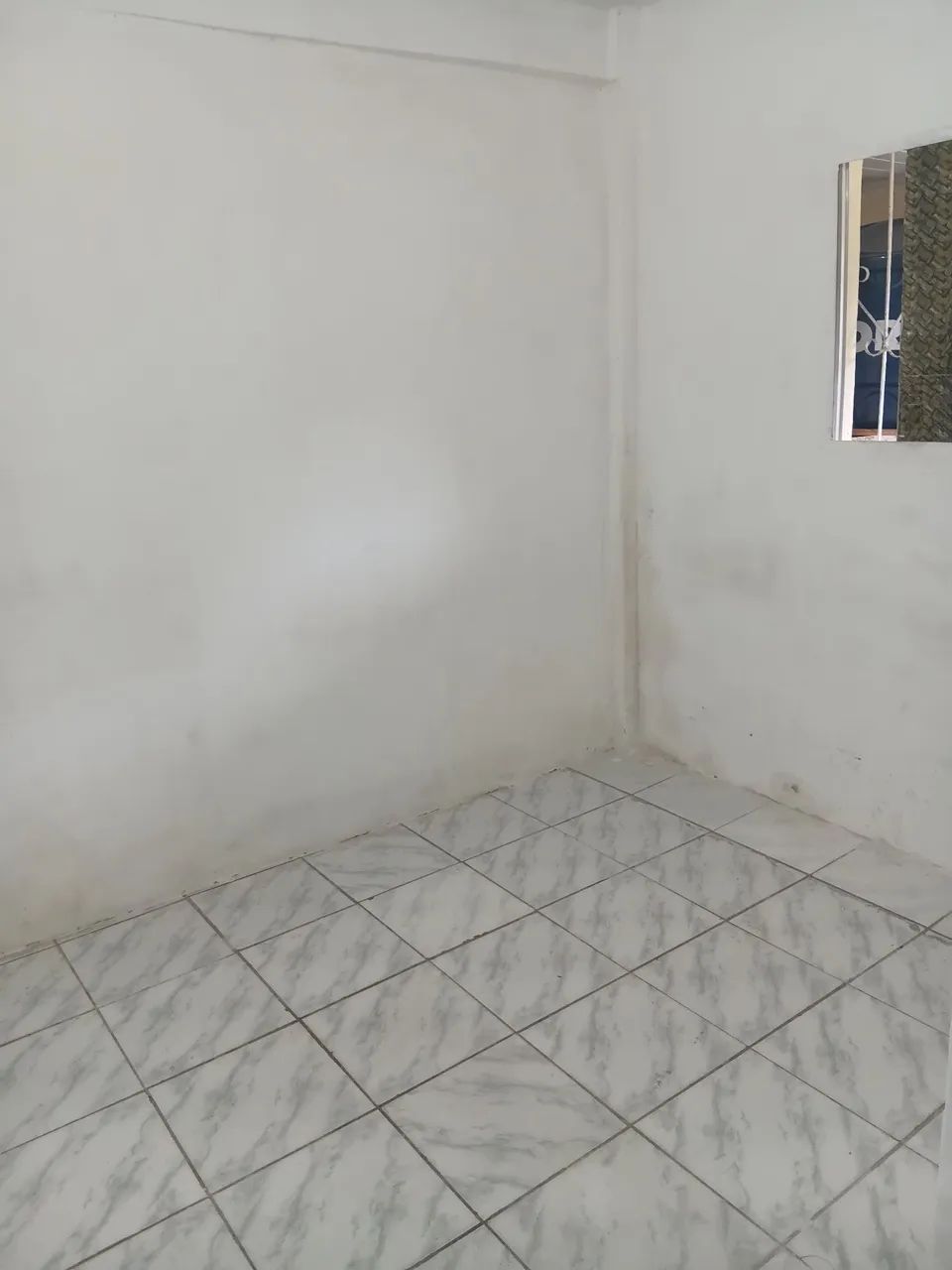 VENDO UMA CASA 2 /4 - Foto 2
