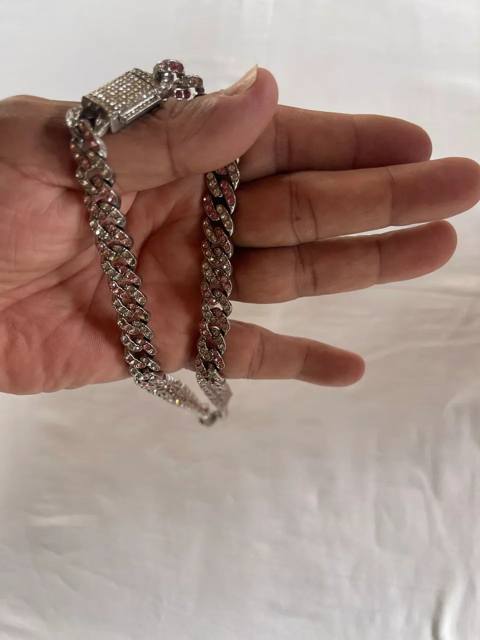 CORRENTE CRAVEJADA COM PEDRAS ROSAS E BRANCAS PARA DJS & RAPPERS VINDA DE NOVA YORK EUA