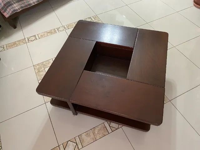 Mesa de Centro Embuia Maciça 79cm - Clássica - Excelente Estado
