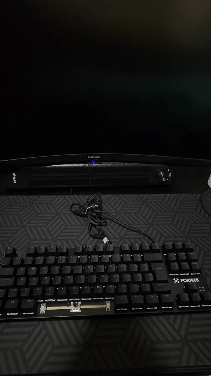 Teclado fortrek 75% gamer RGB - Foto 3