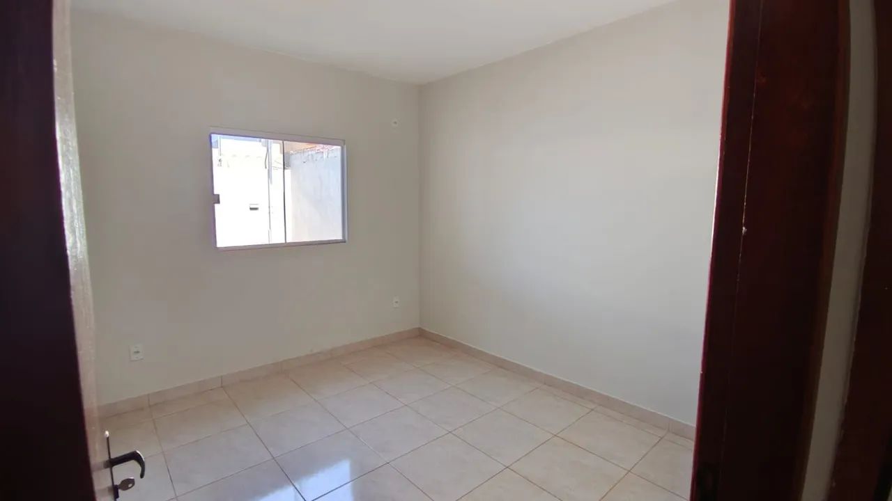 Alugo Casa C/ 2 Quartos e 2 Banheiros, em Formosa - Foto 2