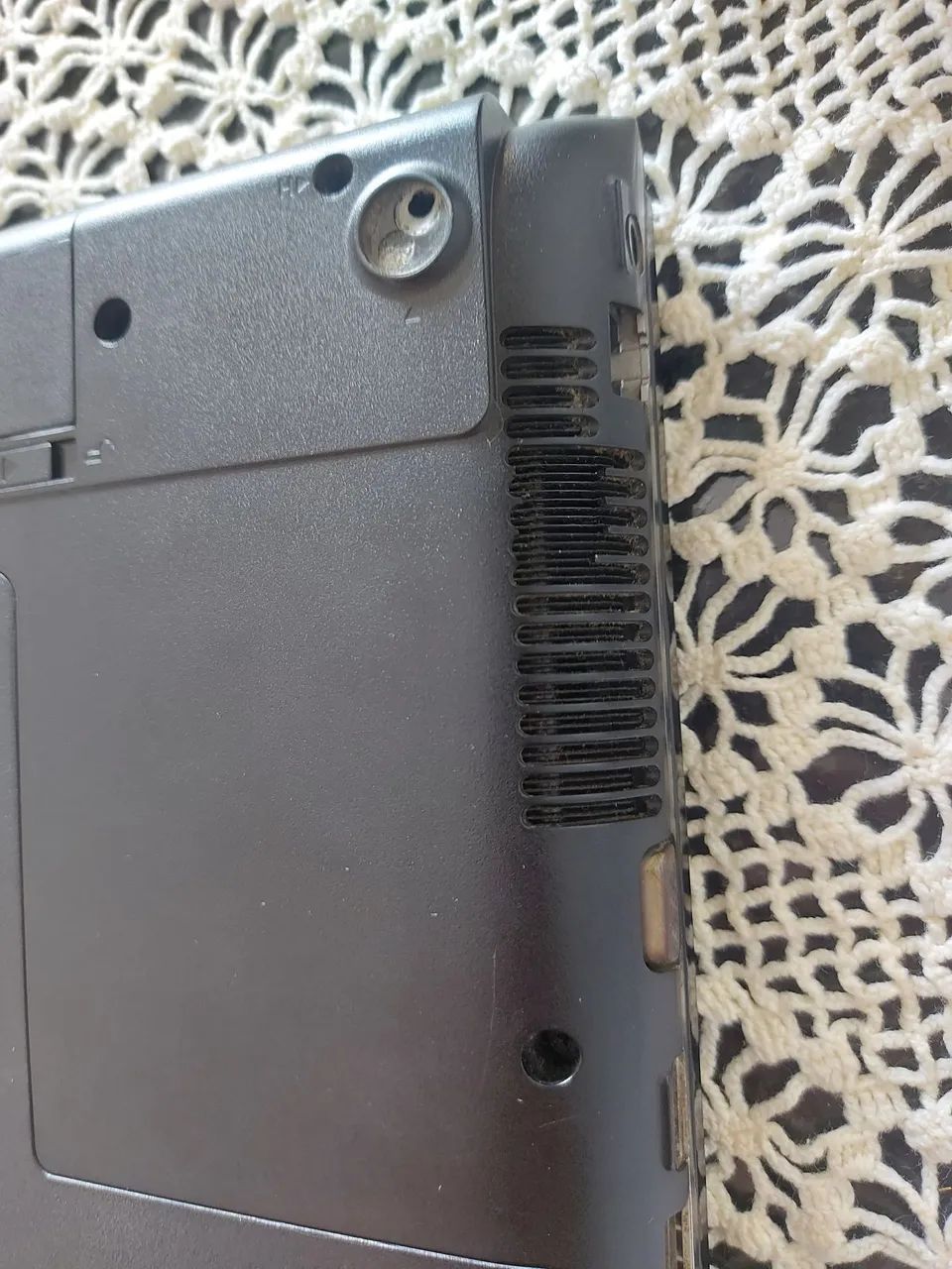 Notebook Samsung Core i3 / 2GB RAM / Windows 10 - Foto 5