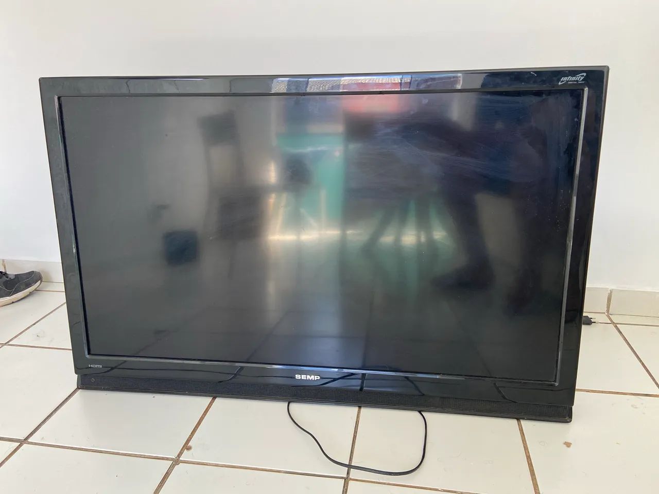 TV SEMP 42 LCD