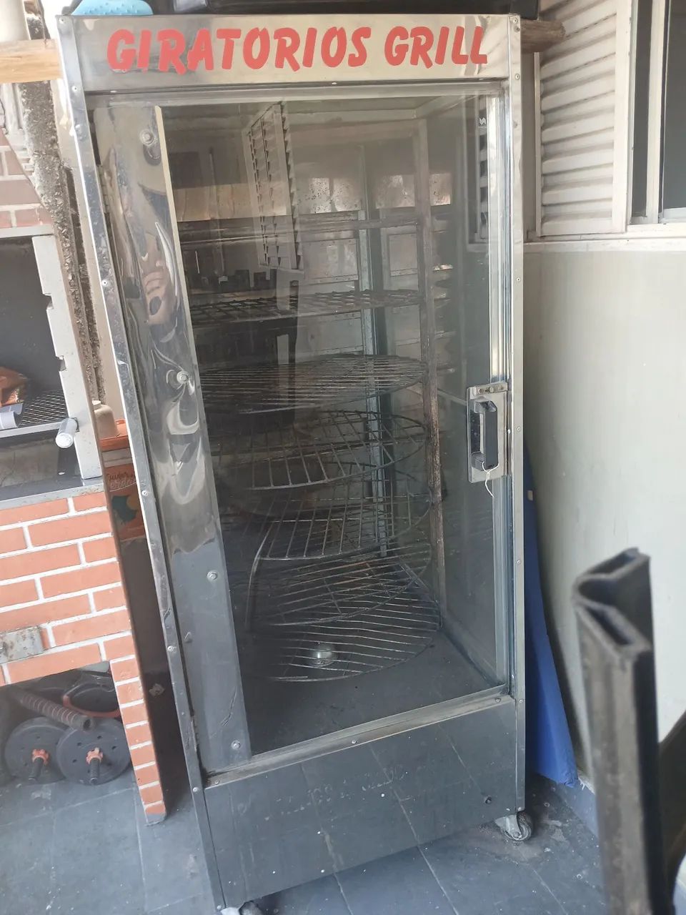 Vendo máquina de frango giratória 