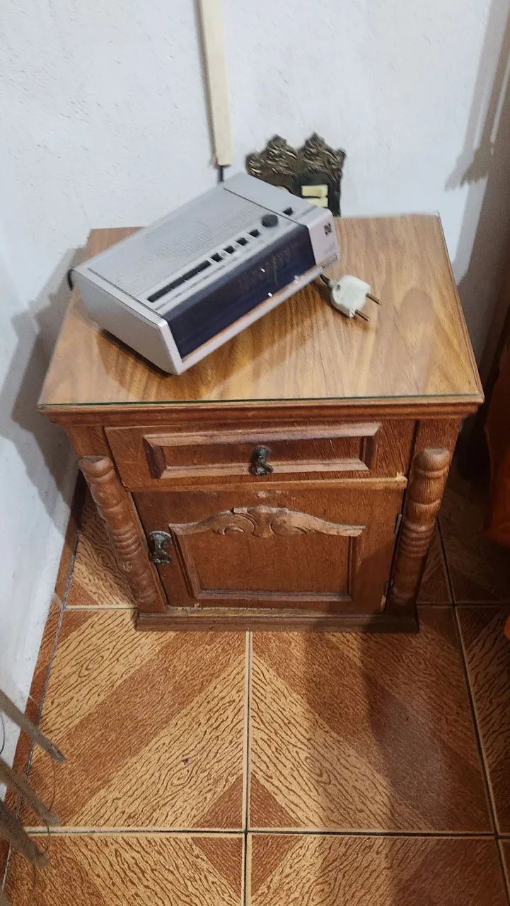 Cama  de madeira  maciça com colchão  - Foto 4