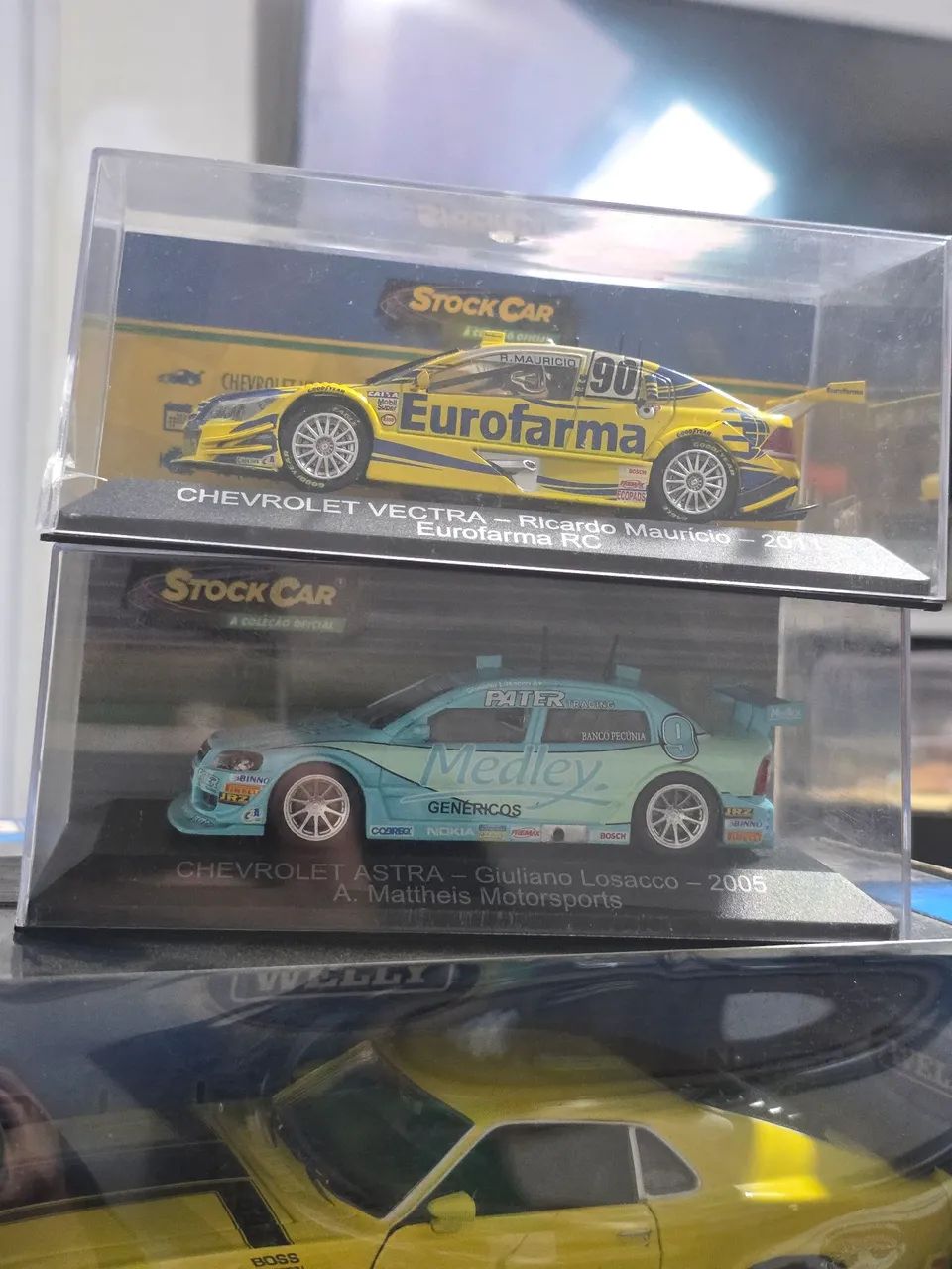 Miniatura 1:43 stock car astra e vectra semi nova