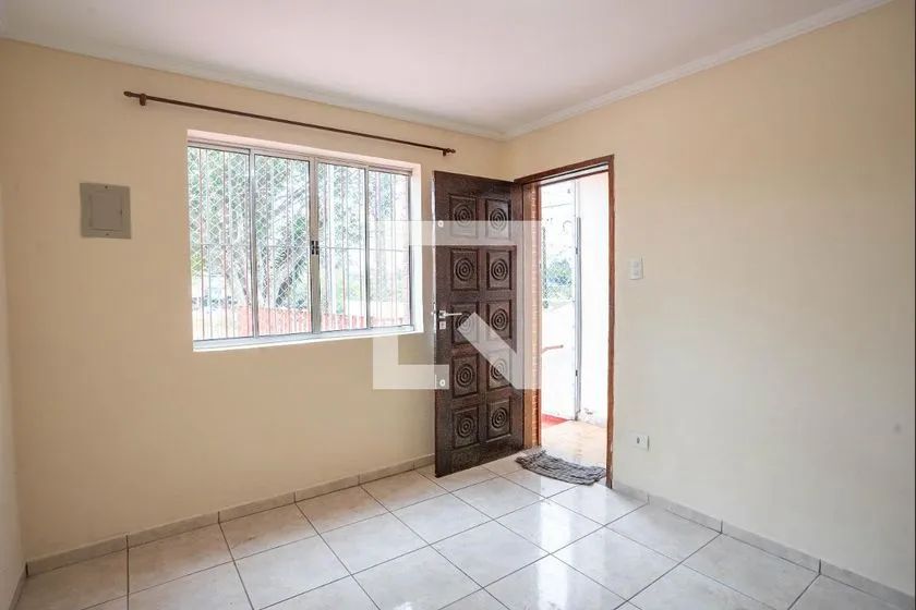 Casa à Venda - Centro, 3 Quartos, 56 m2