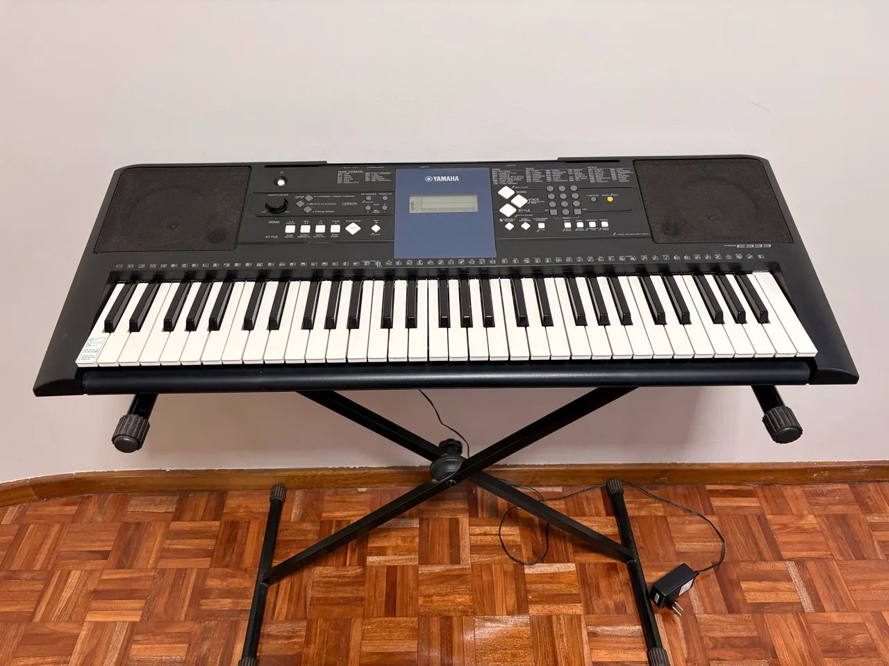 Teclado Yamaha PSR-E333