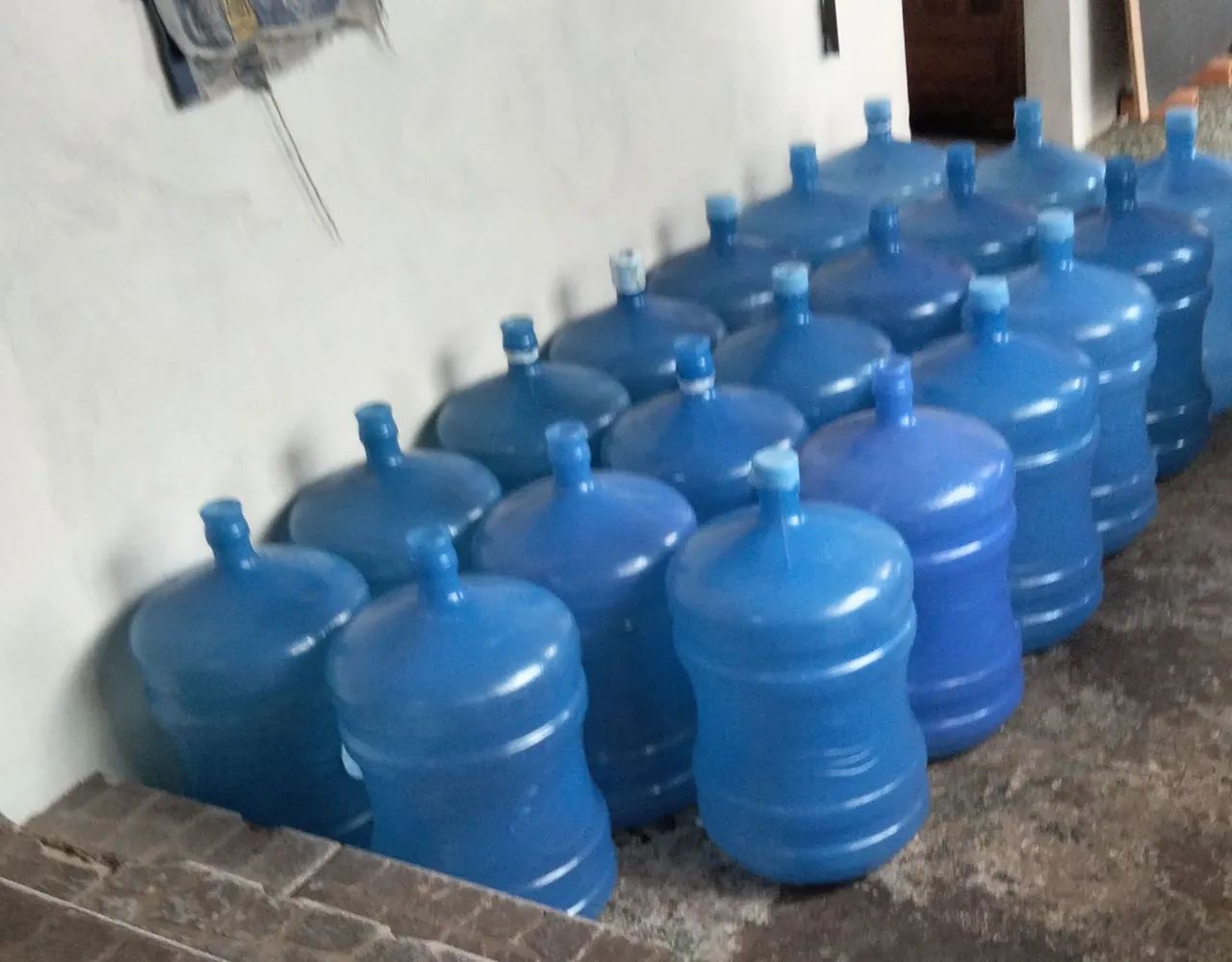 Vendo 20 garrafão de água 