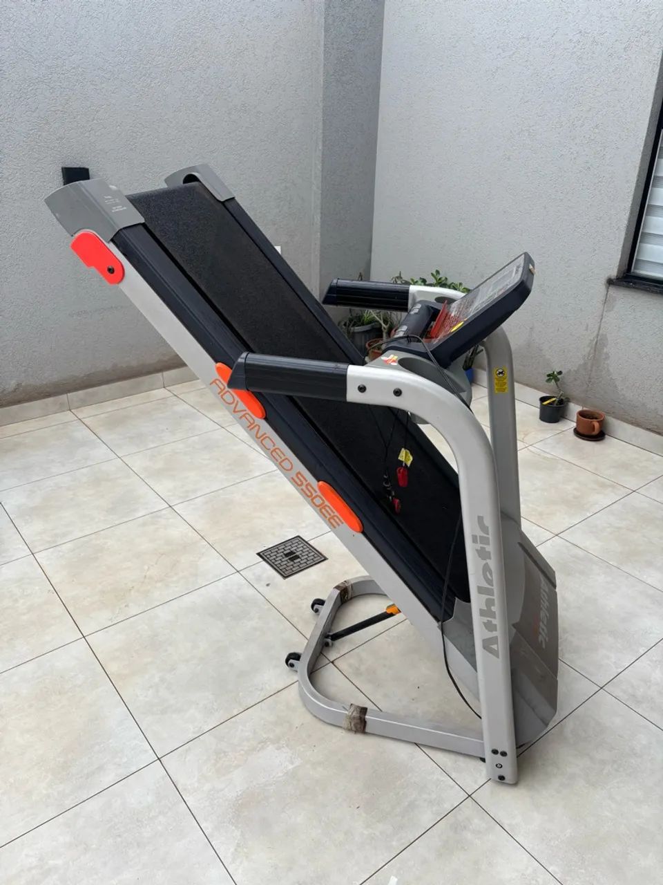 Esteira Athletic Advanced 550EE 110V - Foto 4