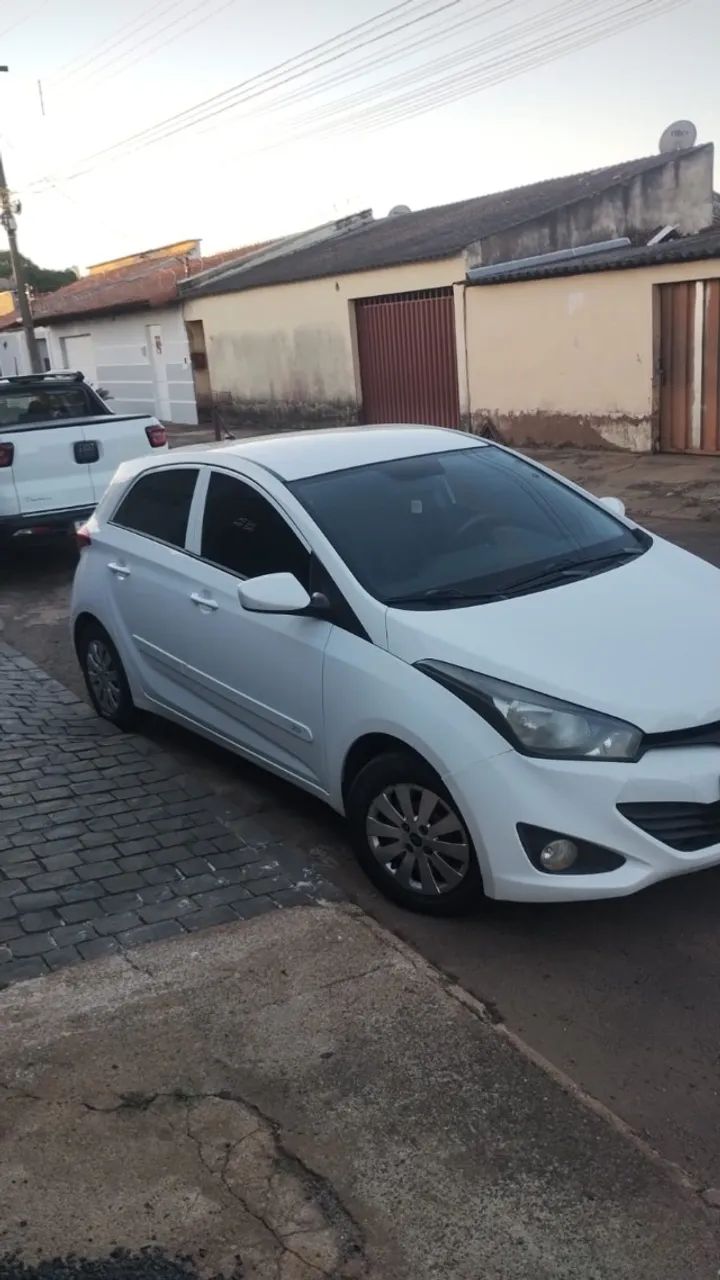 Hyundai HB20 Comf./c.plus/c.style 1.0 Flex 12V 2015 - Foto 4