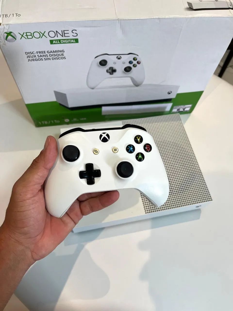 Xbox One S - Foto 2
