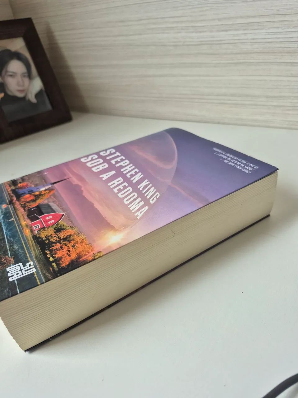 Livro sob a redoma- Stephen king - Foto 3