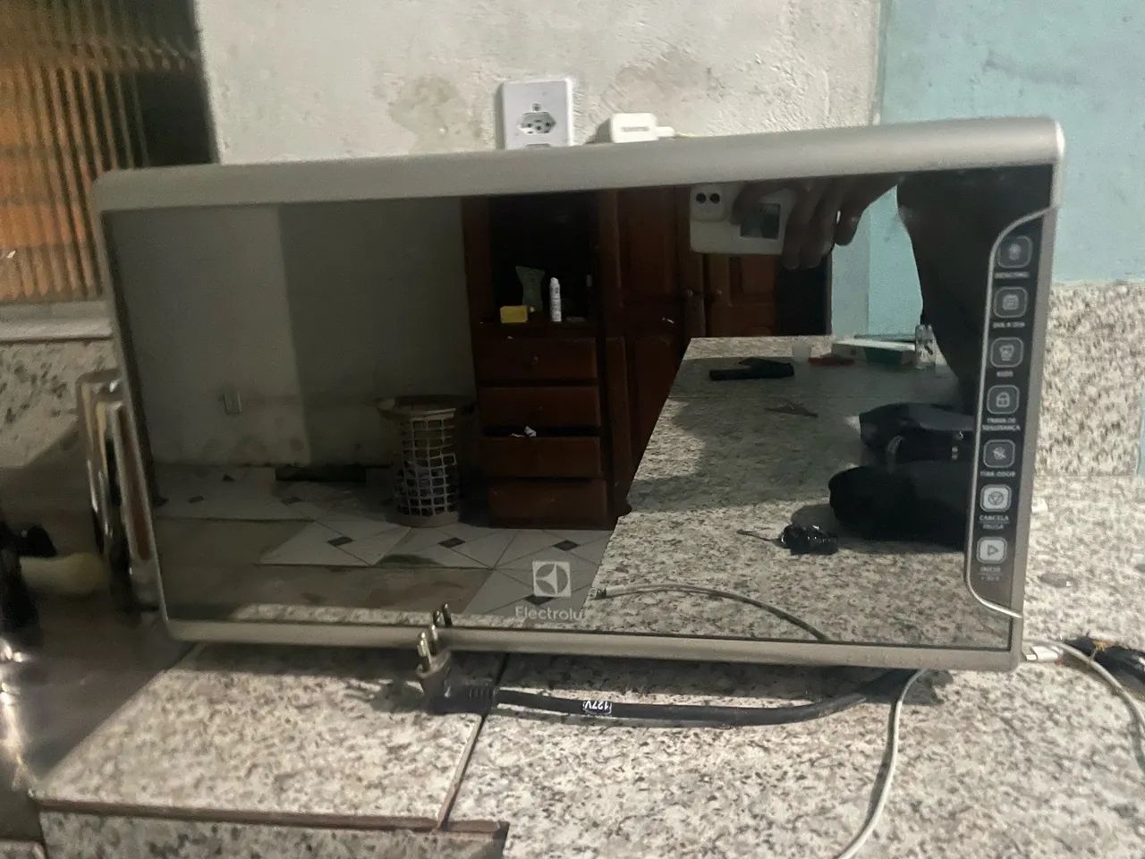 Microondas semi novo