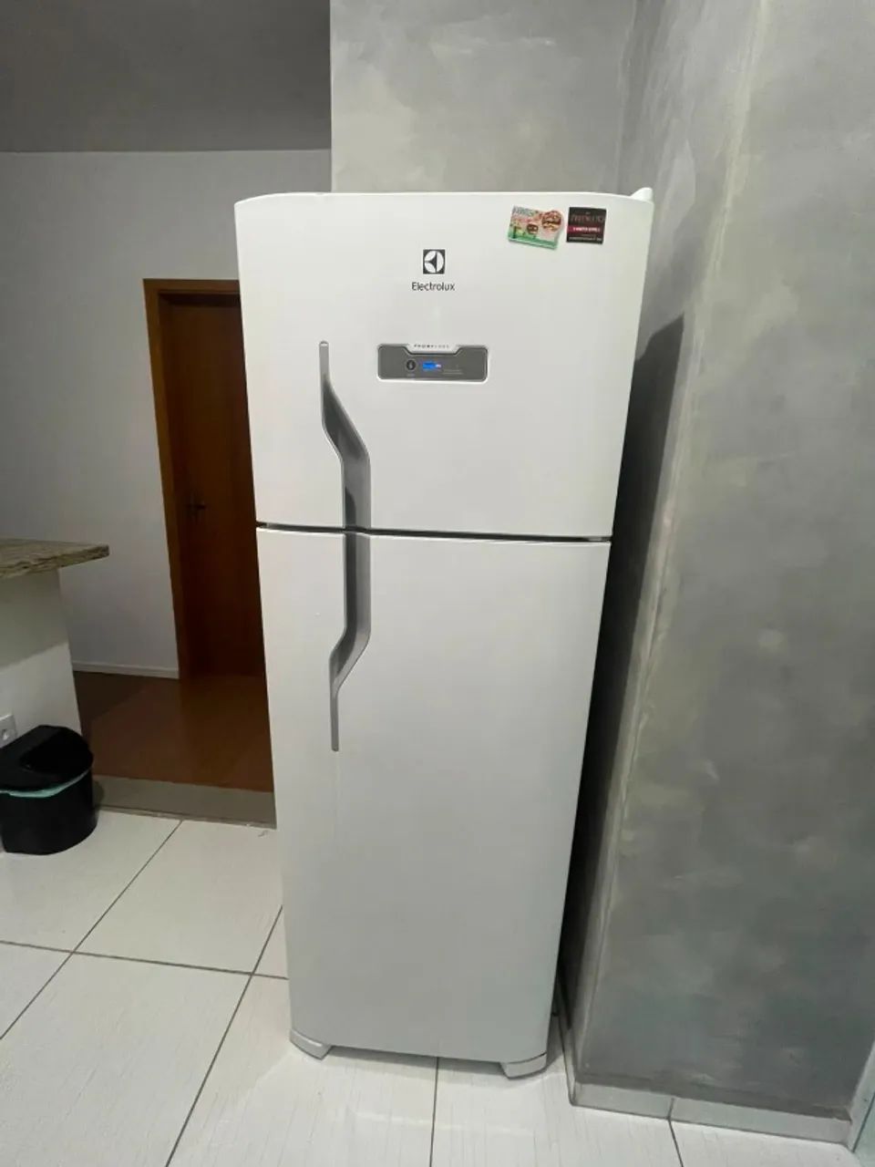 Geladeira Defrost 260L 