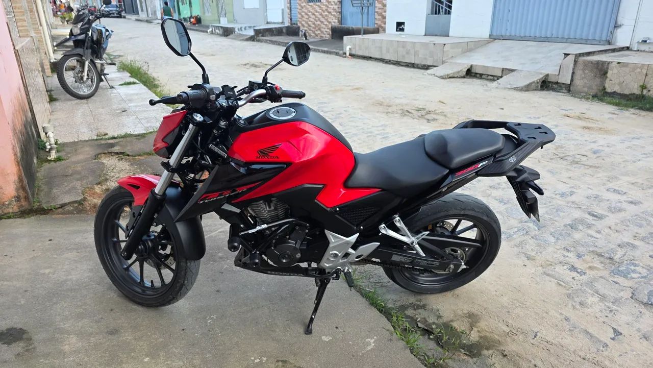 Vendo CB 300f 2023 ABS  - Foto 3