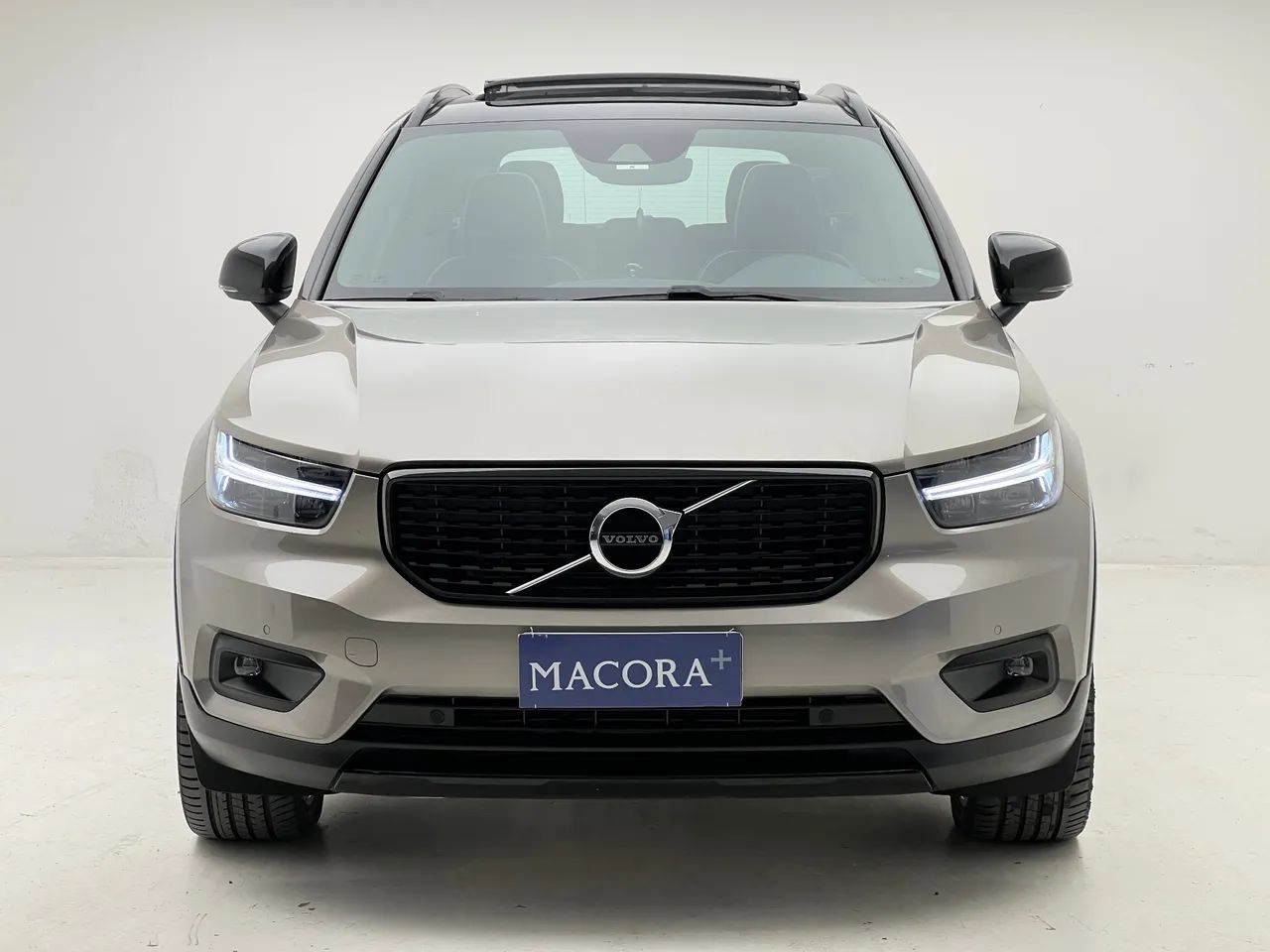 Volvo XC40 T-5 R-design 2.0 252cv AWD 2022 - Foto 3