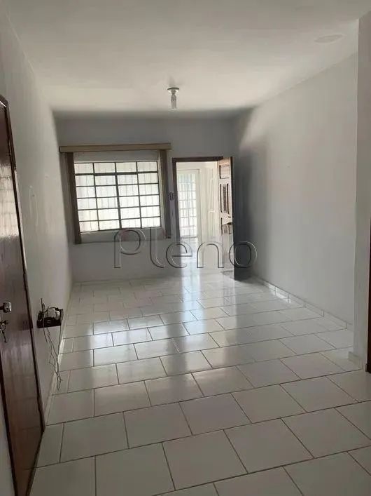 Casa à venda com 3 quartos no Cambuí, Campinas.