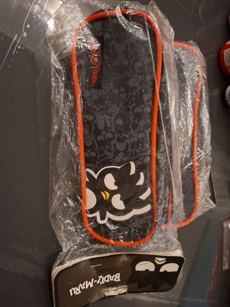 Estojo novo Badtz-Maru com 1 divisória unid - Foto 4