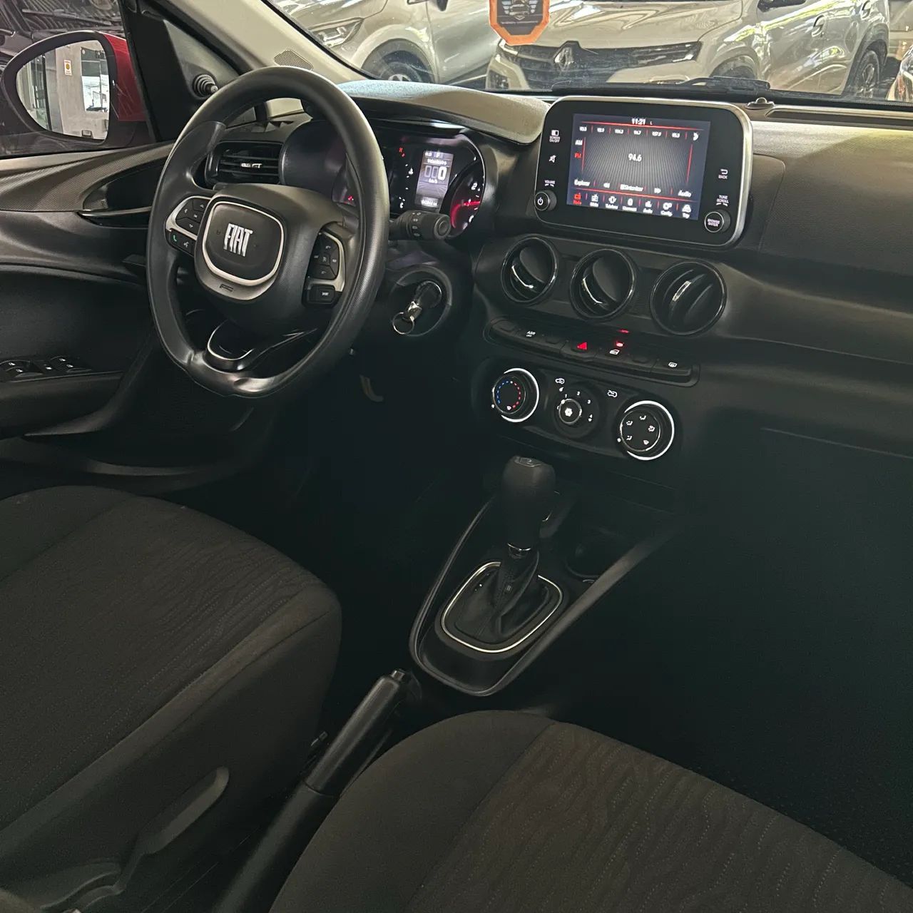 Fiat Cronos Drive 1.3 8V Flex Aut. 2023 - Foto 2