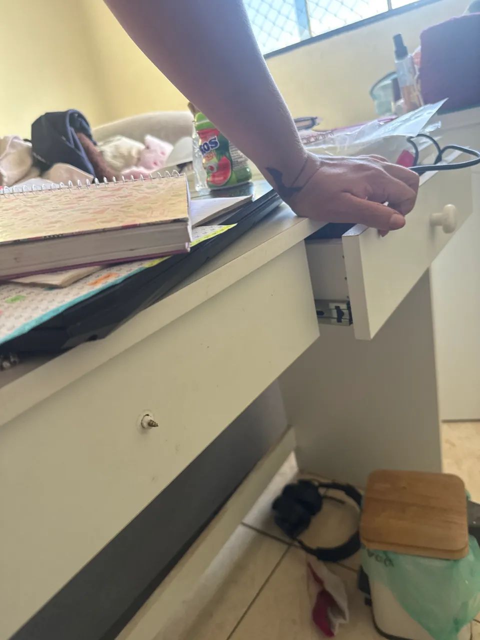Escrivaninha  - Foto 2