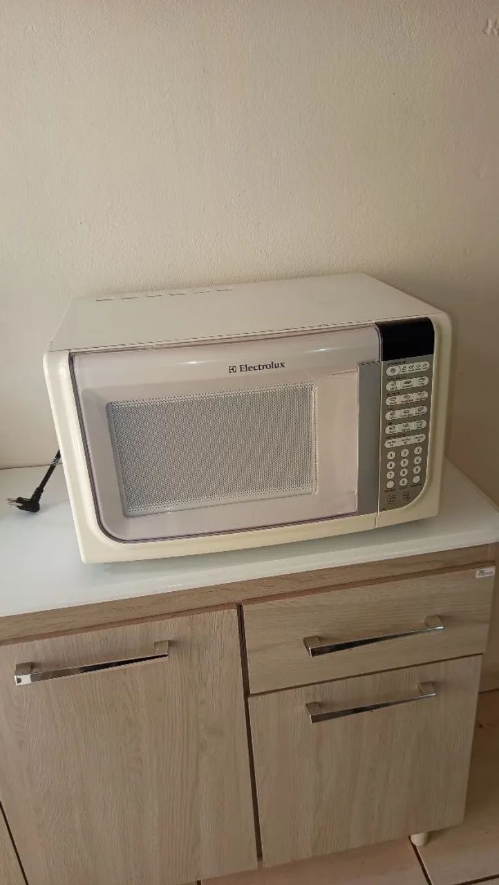 Microondas ELETROLUX 110v
