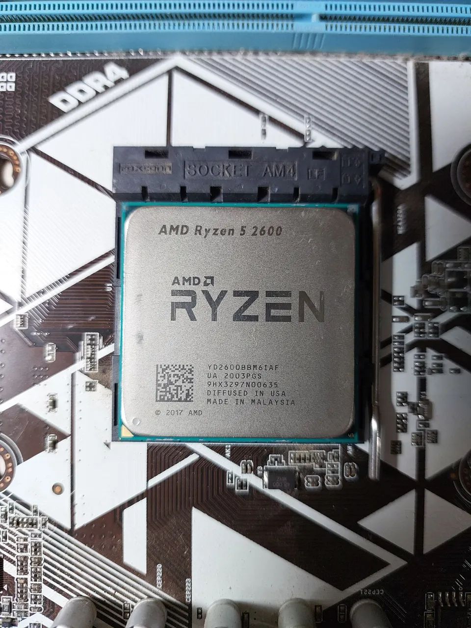 Ryzen 5 2600 - Foto 2