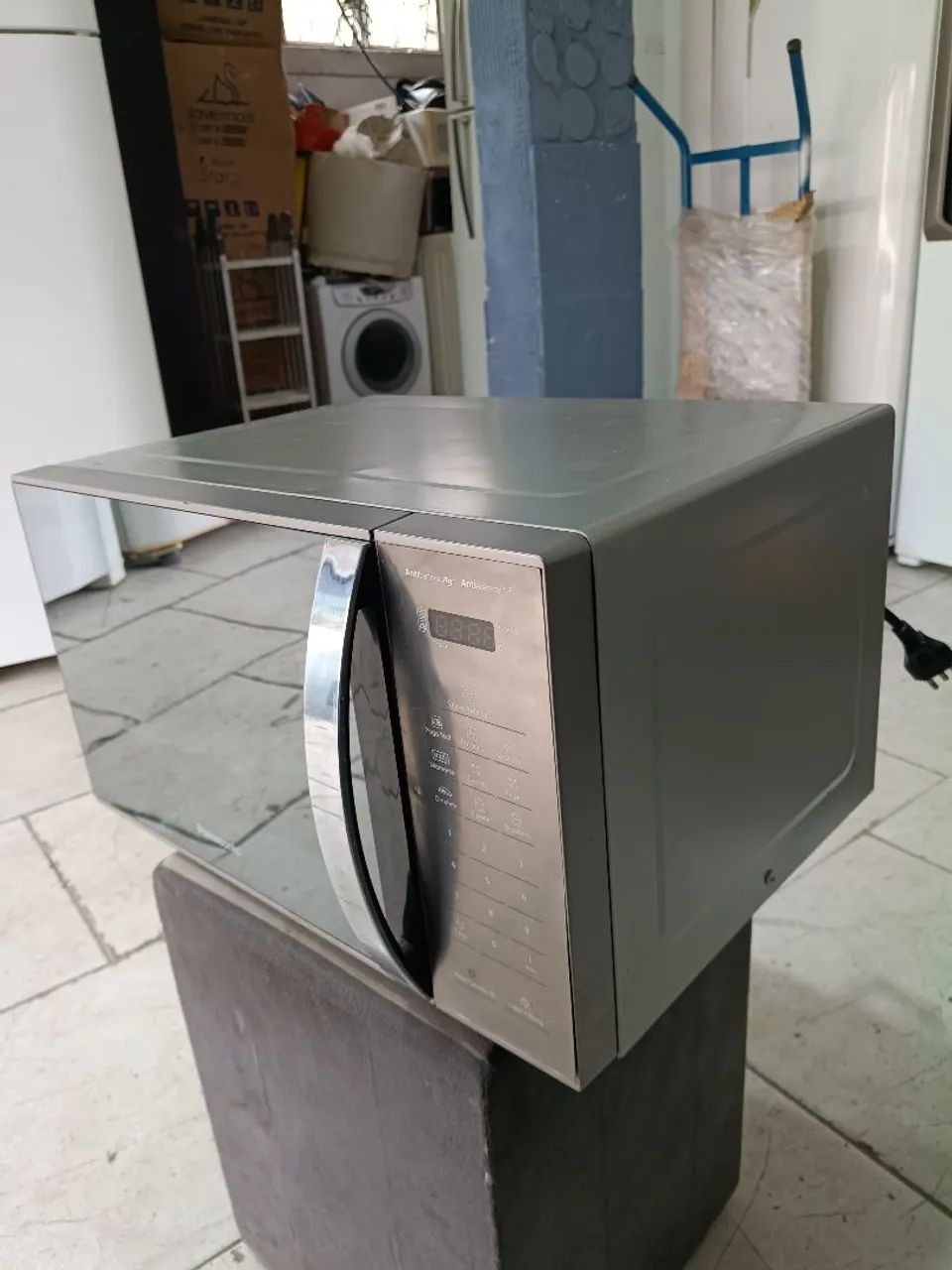 Microondas Panasonic SEMINOVO 21L 127v - Foto 4