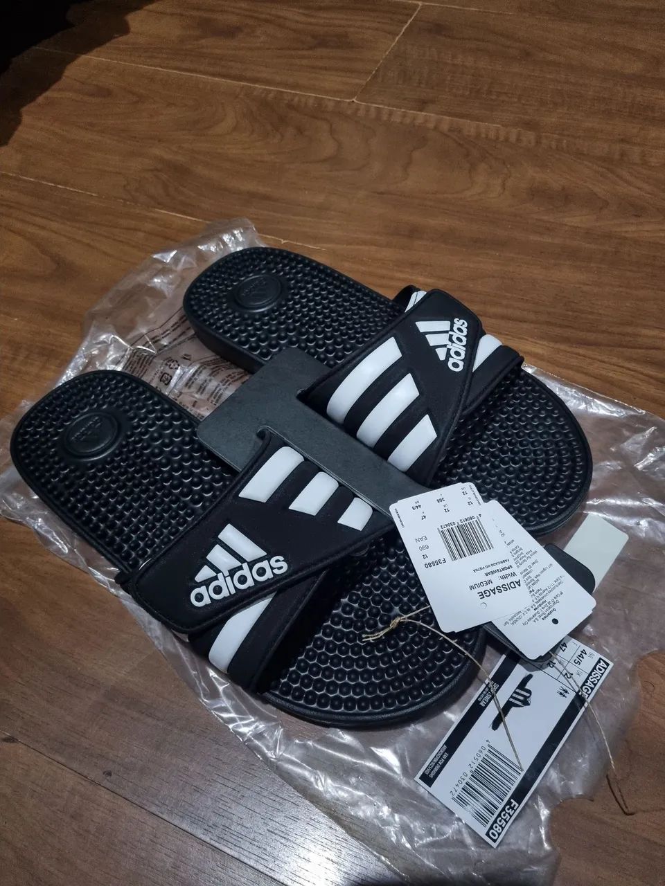 Chinelo Adidas