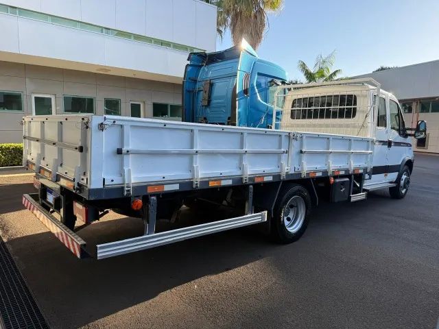 IVECO DAILY 70C17 HD CD Truck 7 Ton - Foto 6