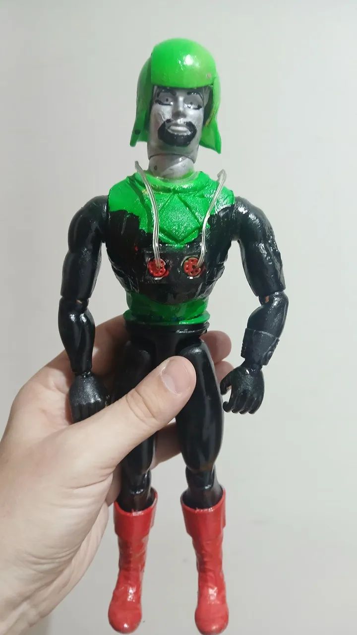 Boneco customizado max steel/ Triton Falcon Futurista