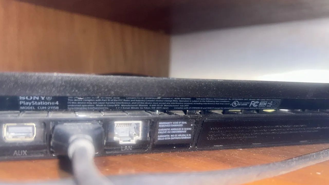 PlayStation 4 slim - Foto 2