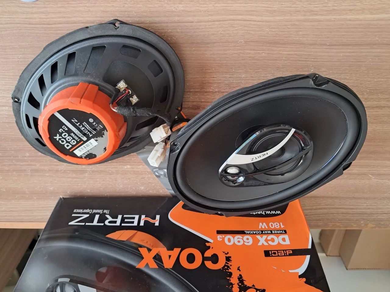 Alto-falantes Hertz 6x9 ( DCX 690.3) - Peças para carros, vans e