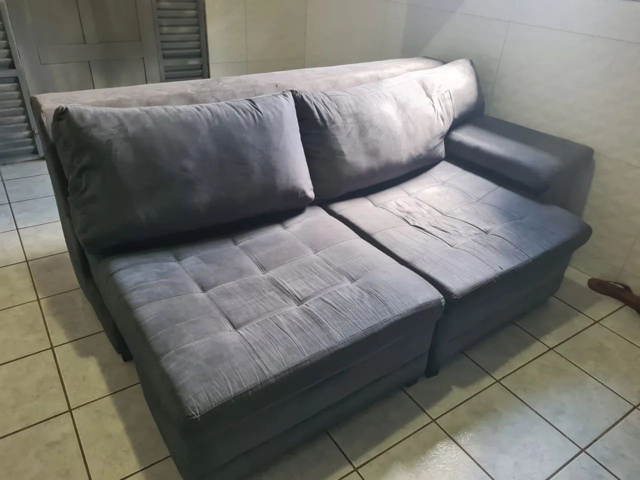 Sofá retrátil 
