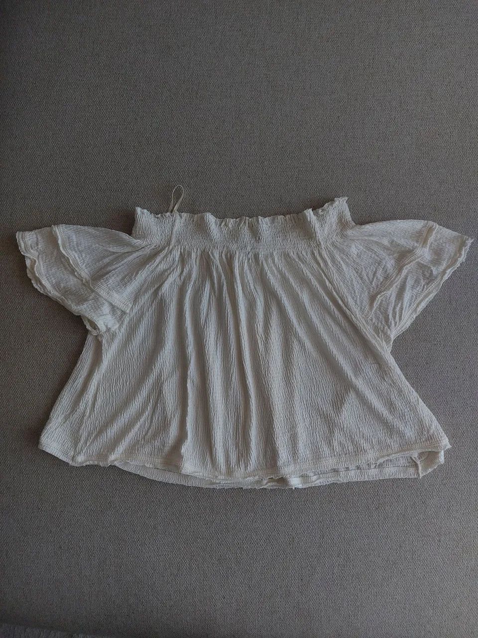 Lote de roupas (6 peças) - Foto 5